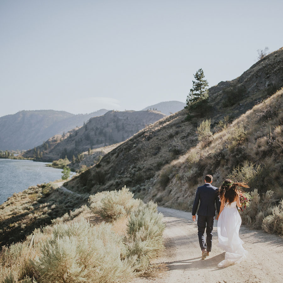 couple just married at linden gardens